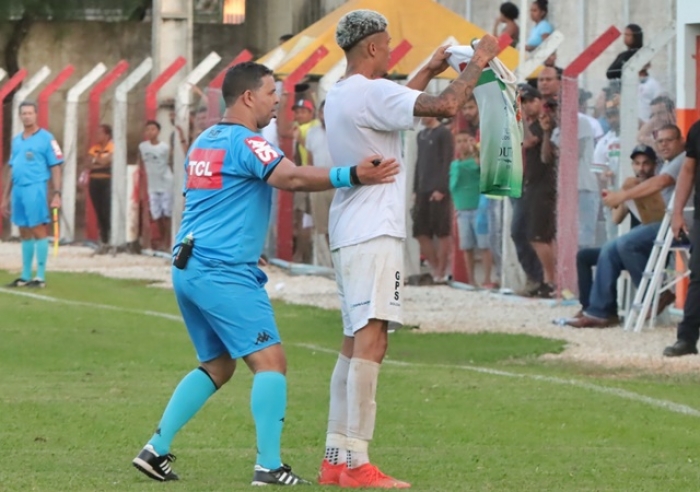 AMAPAR | JHONATA BRILHA, CARAJÁS-FLUMINENSE VENCE E JOGA PELO EMPATE EM JOÃO PINHEIRO