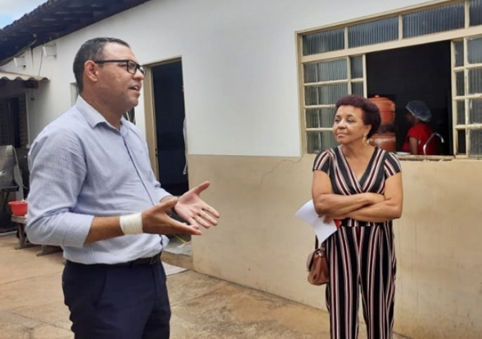 PASTOR ALAÉRCIO RECEBE VISITA DA SECRETARIA DE DESENVOLVIMENTO SOCIAL DE ARAGUARI