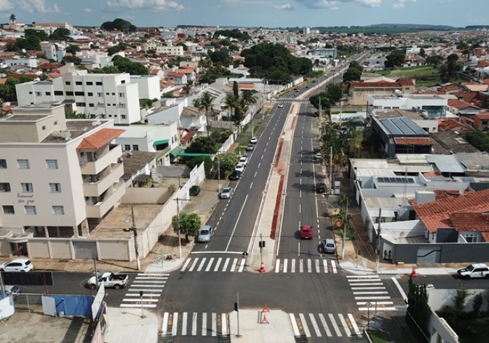 PLANTIO DOS IPÊS E FUNCIONAMENTO DOS SEMÁFOROS NA ALTINO GUIMARÃES COMEÇA NESTA TERÇA (21)