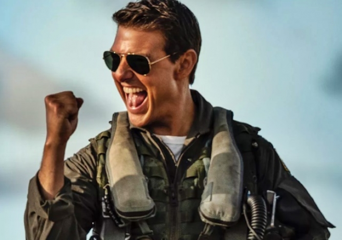 TOM CRUISE ARRECADA R$ 4 BILHÕES COM ‘TOP GUN MAVERICK’