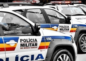 POLÍCIA MILITAR PRENDE HOMEM POR TRÁFICO DE DROGAS NO SANTA TEREZINHA