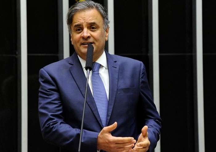 AÉCIO NEVES QUER JEREISSATI OU LEITE COMO CANDIDATOS DO PSDB À PRESIDÊNCIA