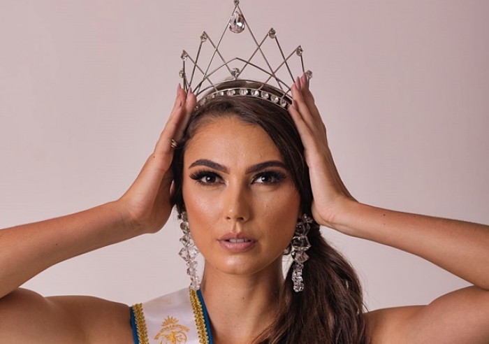 PATROCINENSE LAURA OLIVEIRA DISPUTA MISS SUPRANATIONAL 2022 EM BALNEÁRIO CAMBORIÚ