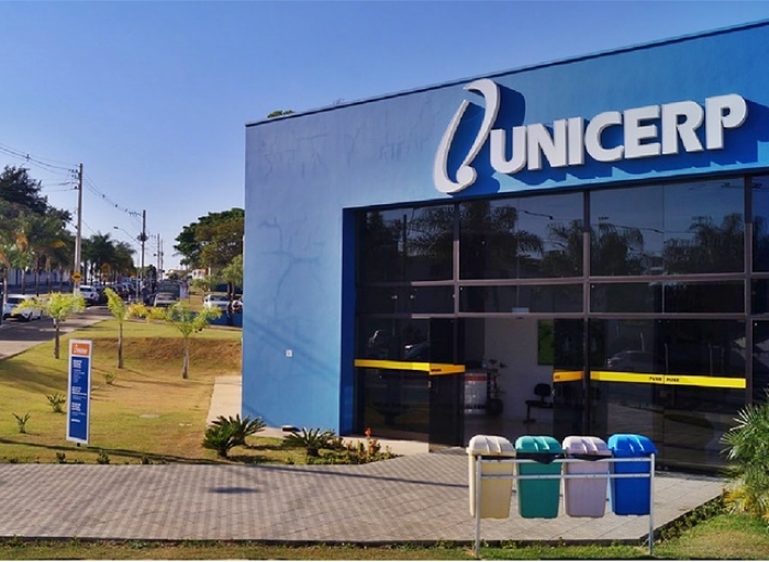 PRESIDENTE DA SECCIONAL TRIÂNGULO DO CREF6/MG VISITA O UNICERP