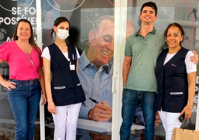 SUPERINTENDENTE E ONCOLOGISTA DO HC PATROCÍNIO VISITAM HOSPITAL DE AMOR DE FERNANDÓPOLIS/SP