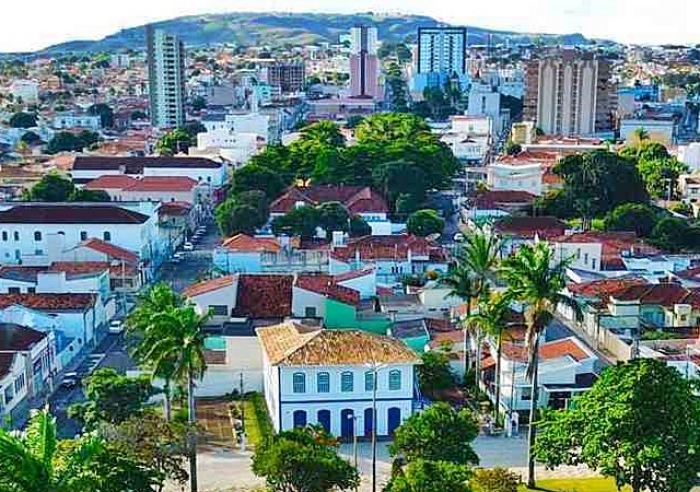 MESMO COM ‘CALORÃO’, PATROCÍNIO ESTÁ ENTRE  AS  479 CIDADES MINEIRAS SOB ALERTA DE TEMPESTADES