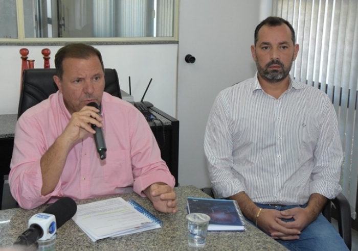 RESUMÃO DA COLETIVA DO PREFEITO DEIRÓ COM A IMPRENSA