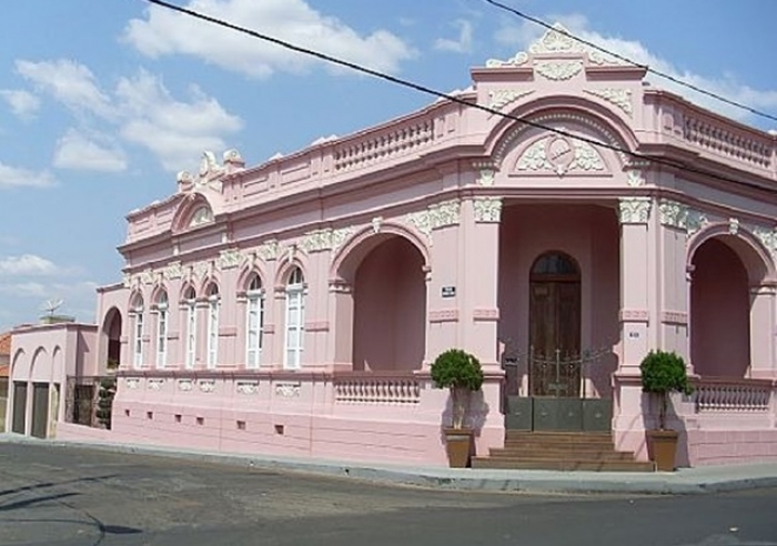 CASARÃO DA FAMÍLIA AGUIAR PODE SER A SEDE DA CASA DA CULTURA DO GGB