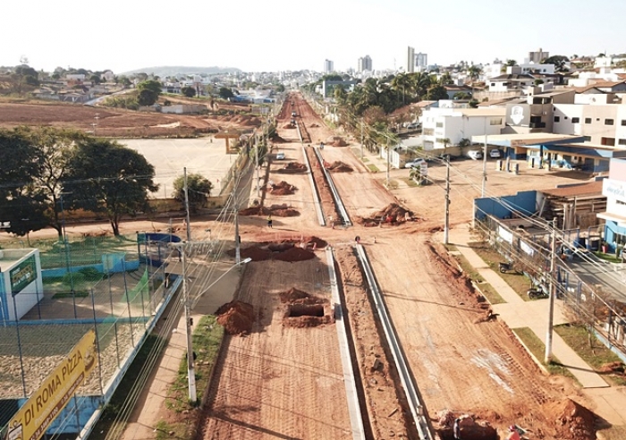 DEIRÓ MOSTRA NAS REDES DETALHES DE DUAS OBRAS IMPORTANTES REALIZADAS NA CIDADE