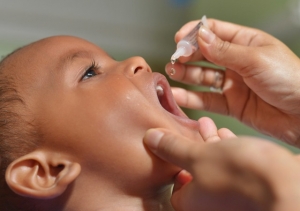 CAMPANHA NACIONAL DE VACINAÇÃO CONTRA A POLIO É ESTENDIDA ATÉ DIA 30