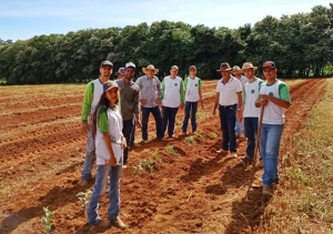 FUNCECP CUSTEARÁ MEIA-BOLSA DE ALUNOS DA EASFP INDICADOS POR CMDRS