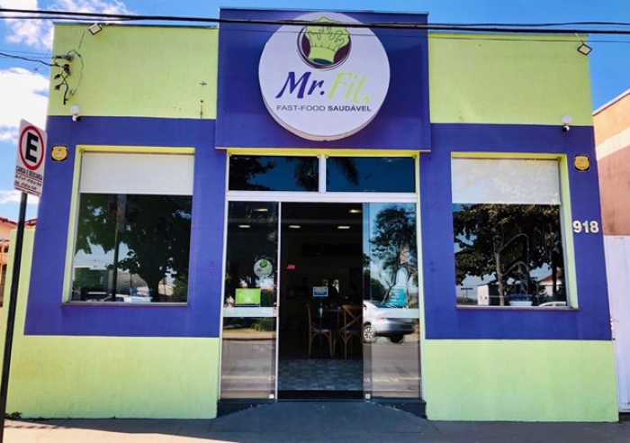 RESTAURANTE MR. FIT PATROCÍNIO COMPLETA UM ANO LEVANDO SABOR E SAÚDE PARA VOCÊ