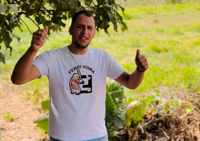 JOVEM PRÉ-CANDIDATO A VEREADOR DESPONTA COMO PROMESSA NA POLÍTICA LOCAL