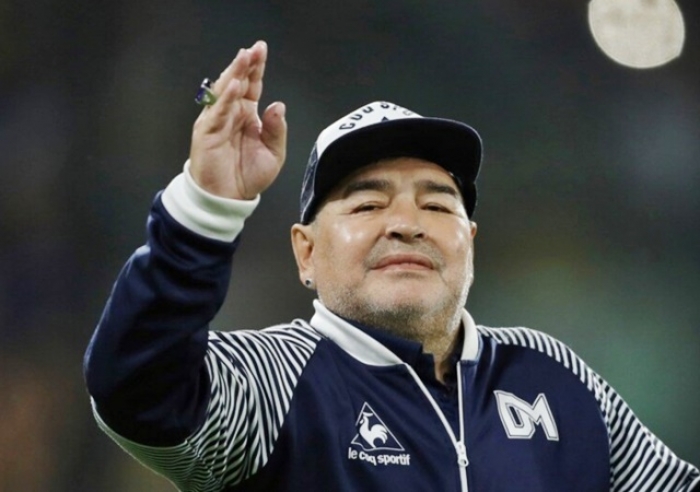 DIEGO MARADONA MORRE AOS 60 ANOS