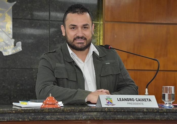 PRESIDENTE LEANDRO CAIXETA INSTITUI PONTO ELETRÔNICO NA CÂMARA MUNICIPAL