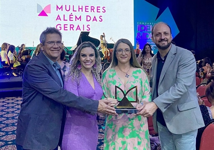 LEID CARVALHO, EMPRESÁRIA E JORNALISTA, RECEBE O ‘MULHER ALÉM DAS GERAIS’