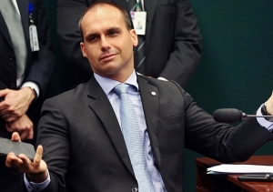 EDUARDO BOLSONARO VAI A PATOS DISCUTIR LIBERDADE DE EXPRESSÃO