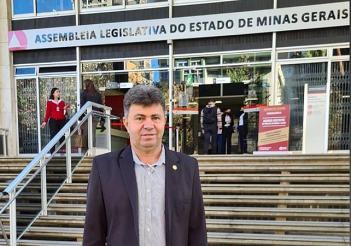 EM BH, PRESIDENTE VALTINHO DO JANDAIA CUMPRE AGENDA NA ALMG E NO DER